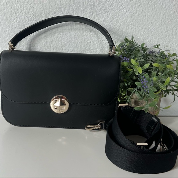 Kate Spade Audrey Flap Crossbody Black Gold Accent Excellent Condition Bag - Picture 12 of 16